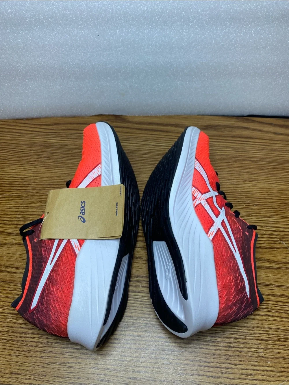 Asics Magic Speed Red Orange White Running Shoes Sneaker 1011B026 Size 7.5 New